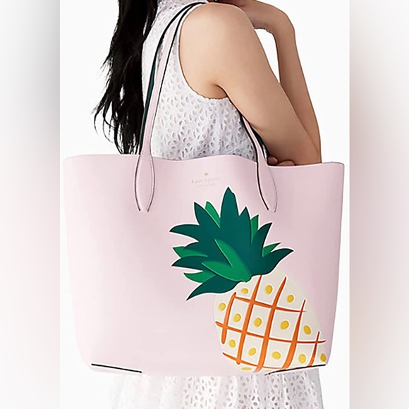 Kate Spade Colada Pineapple Reversible Tote + Pouch NWT - Picture 3 of 9